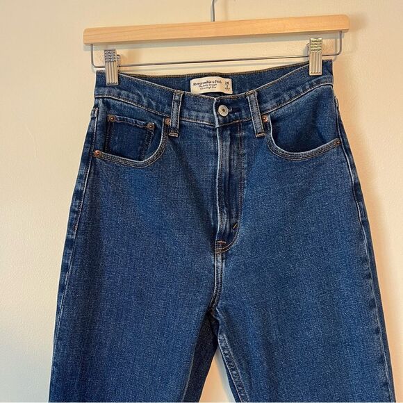 Abercrombie & Fitch Curve Love The Ankle Straight Ulta High Rise Jeans Size 26/2 - Picture 5 of 8
